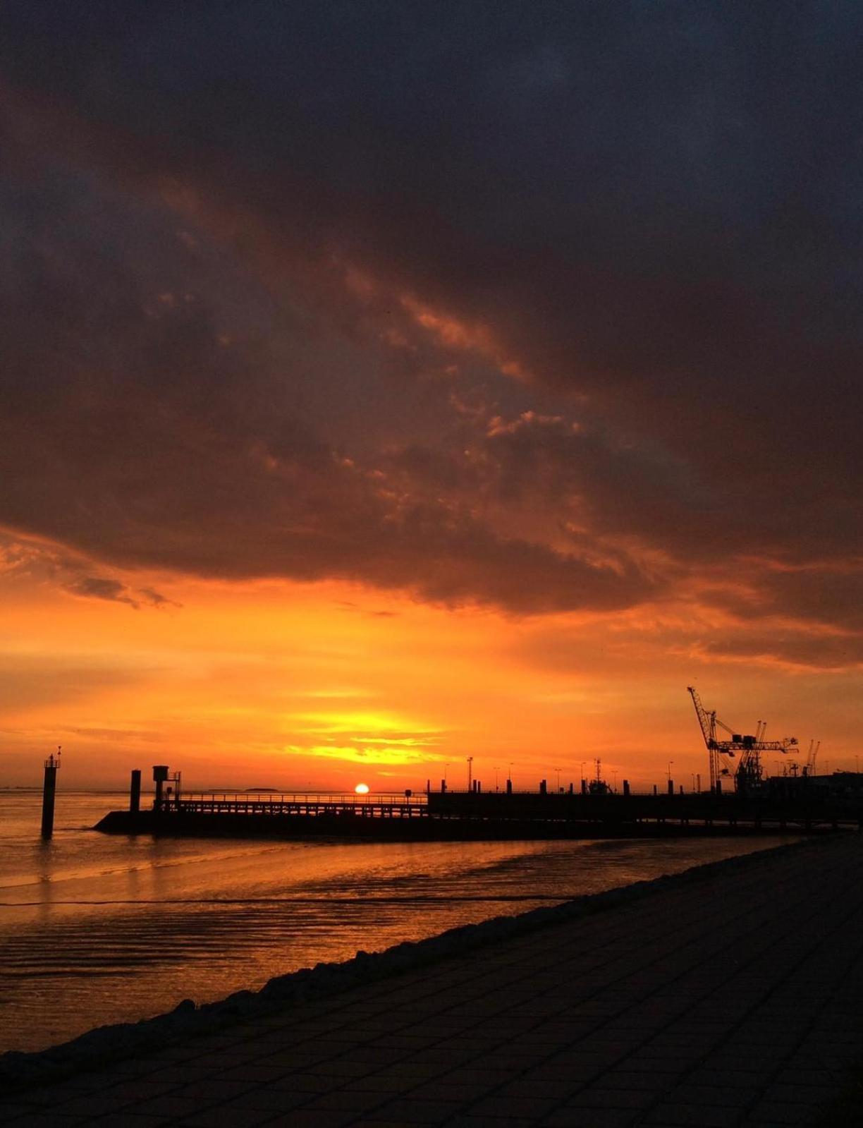 Moebeliertes Wohnen Auf Zeit Am Yachthafen Bremerhaven Exterior foto